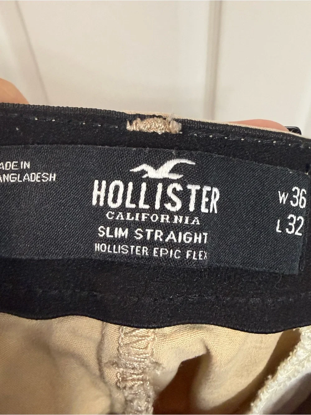 Hollister Men's Tan Chino Pants - Slim Straight Fit